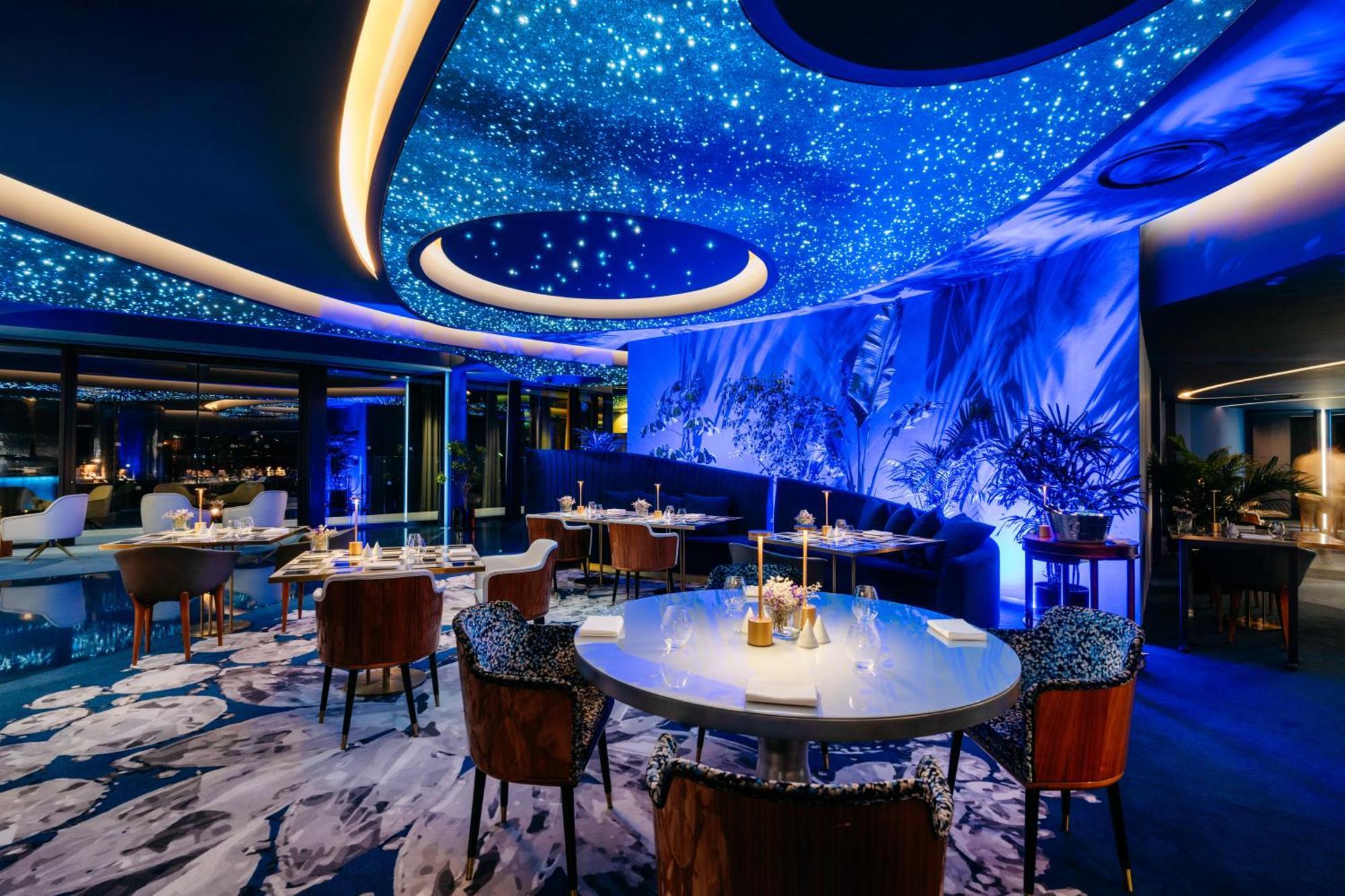 Savoy Palace - The Leading Hotels Of The World - Savoy Signature Funchal  Exterior photo The restaurant on board